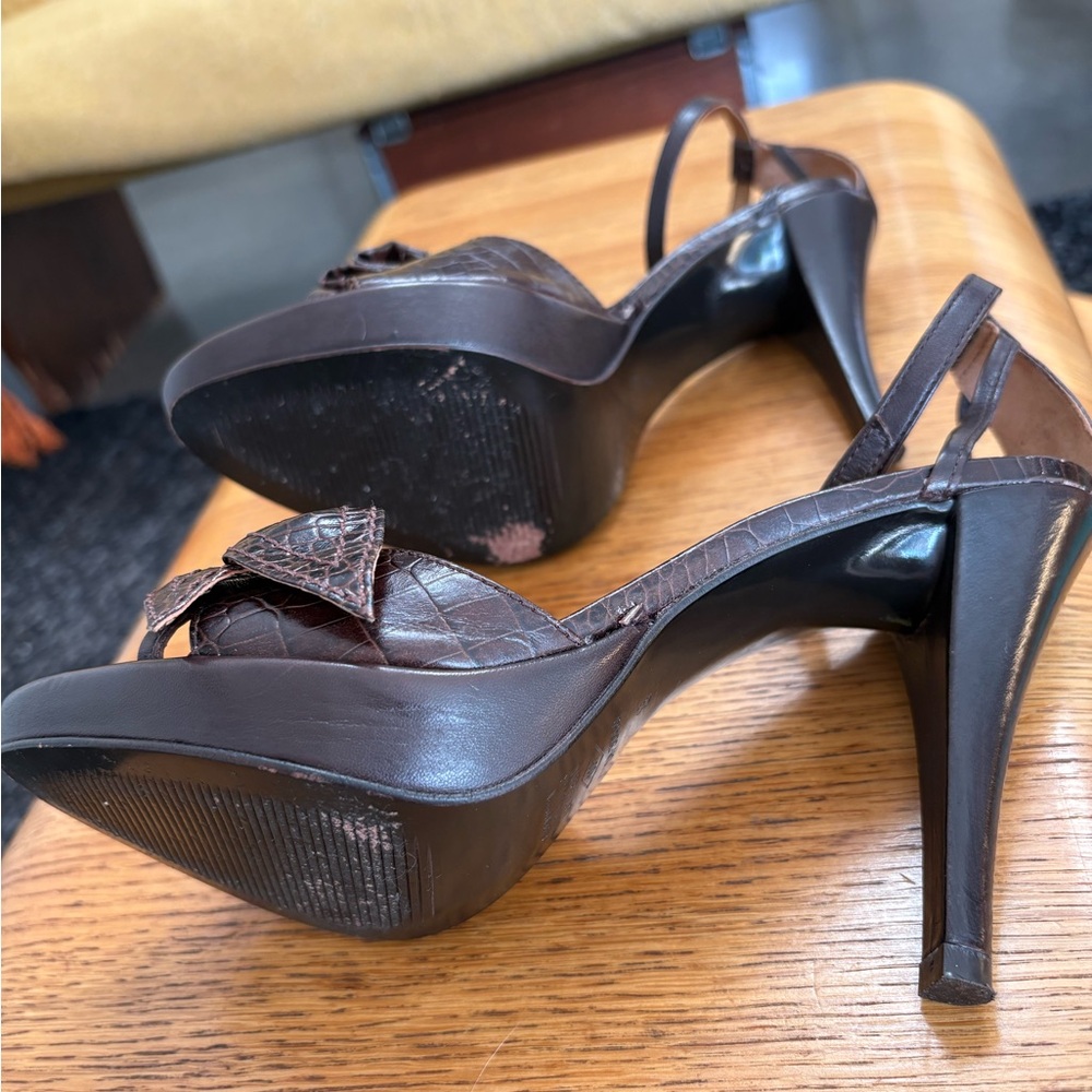 Michelle K peep-toe platform sandals - Picture 6 of 8